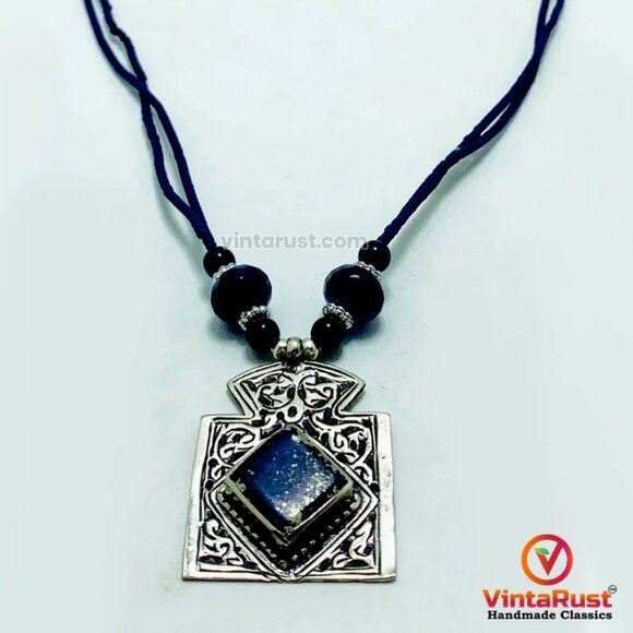 Beaded Pendant Necklace, Handmade Light Weight Necklace, Beaded Chain Pendant - Picture 2 of 5